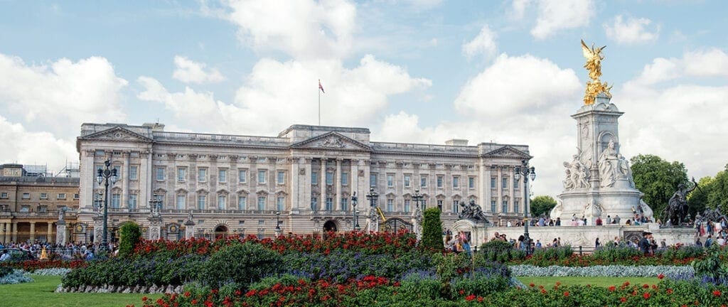 Buckingam Palace - London