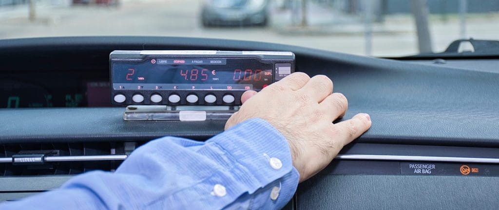 Taxi scam overcharging tourists